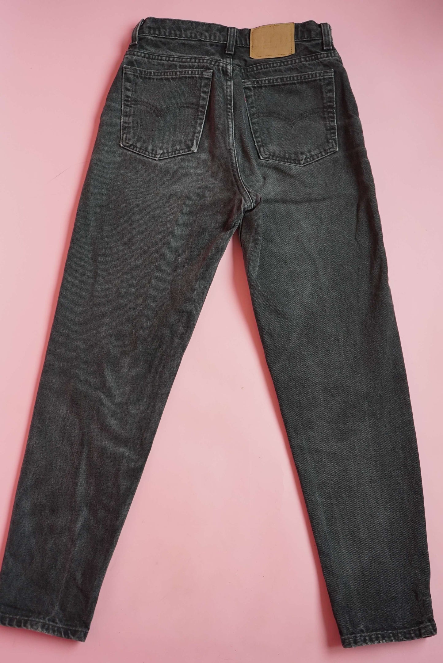 High Waisted Black Vintage Levis Jeans Tapered W31-32