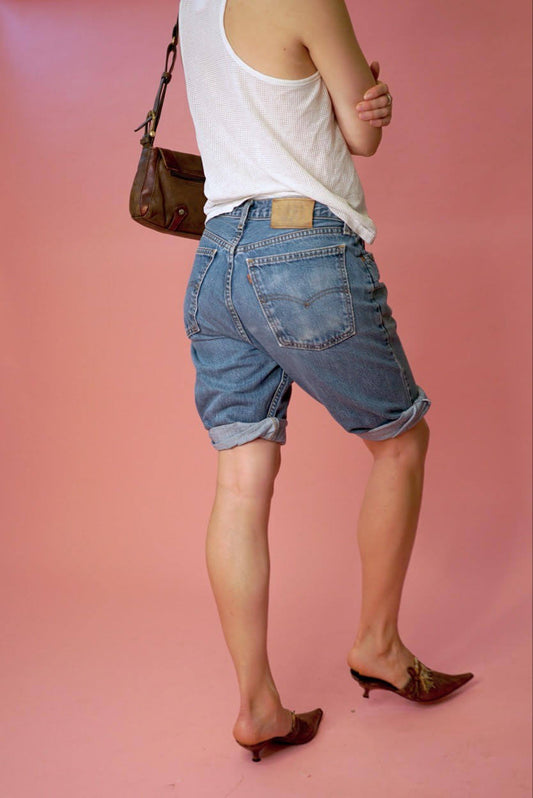 Vintage Levis Rolled Long Shorts High Waisted W34-35