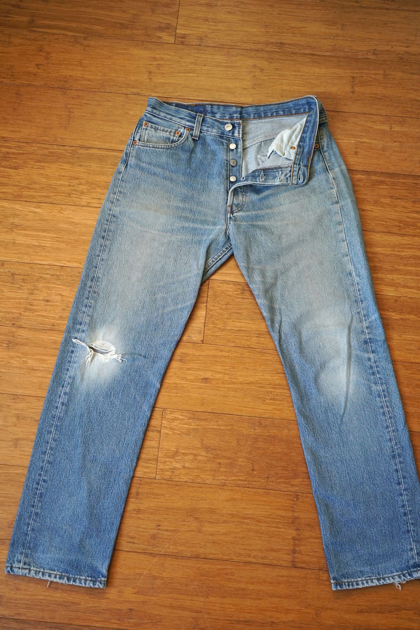 90s Vintage Levi's 501 Women's Blue Jeans W31-32 | Made in Europe