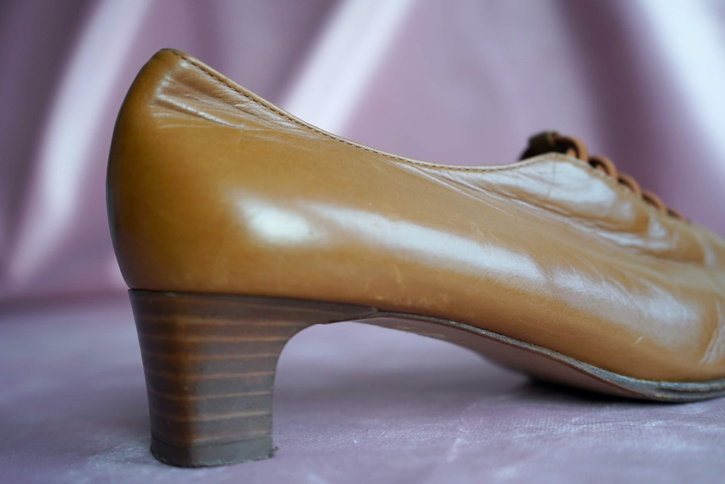 Vintage Tanned Mini Heel Shoes Size 4